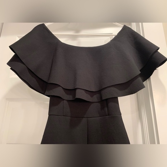 VICI x Gina Luella Off The Shoulder Ruffle Romper - Picture 8 of 10